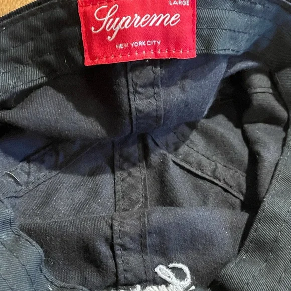 Supreme Hat - Picture 3 of 3